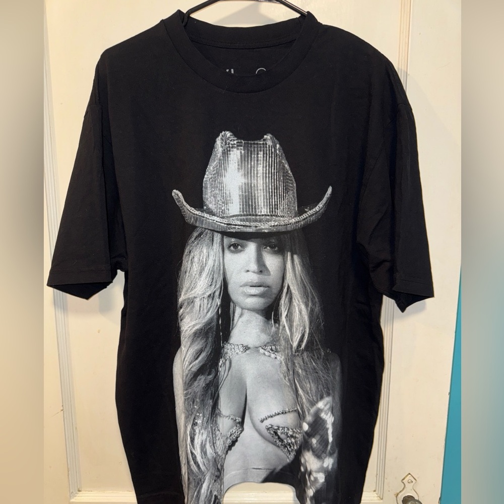 Beyonce 2023 Renaissance World Tour Concert Tee - xl NWOT